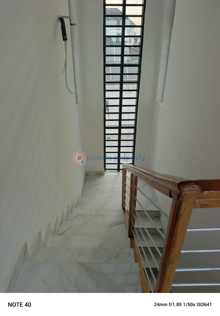 4 bedroom Detached Duplex For Sale Estate Jakande Lekki Lagos - 7