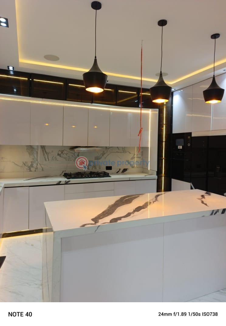 4 bedroom Detached Duplex For Sale Estate Jakande Lekki Lagos - 6