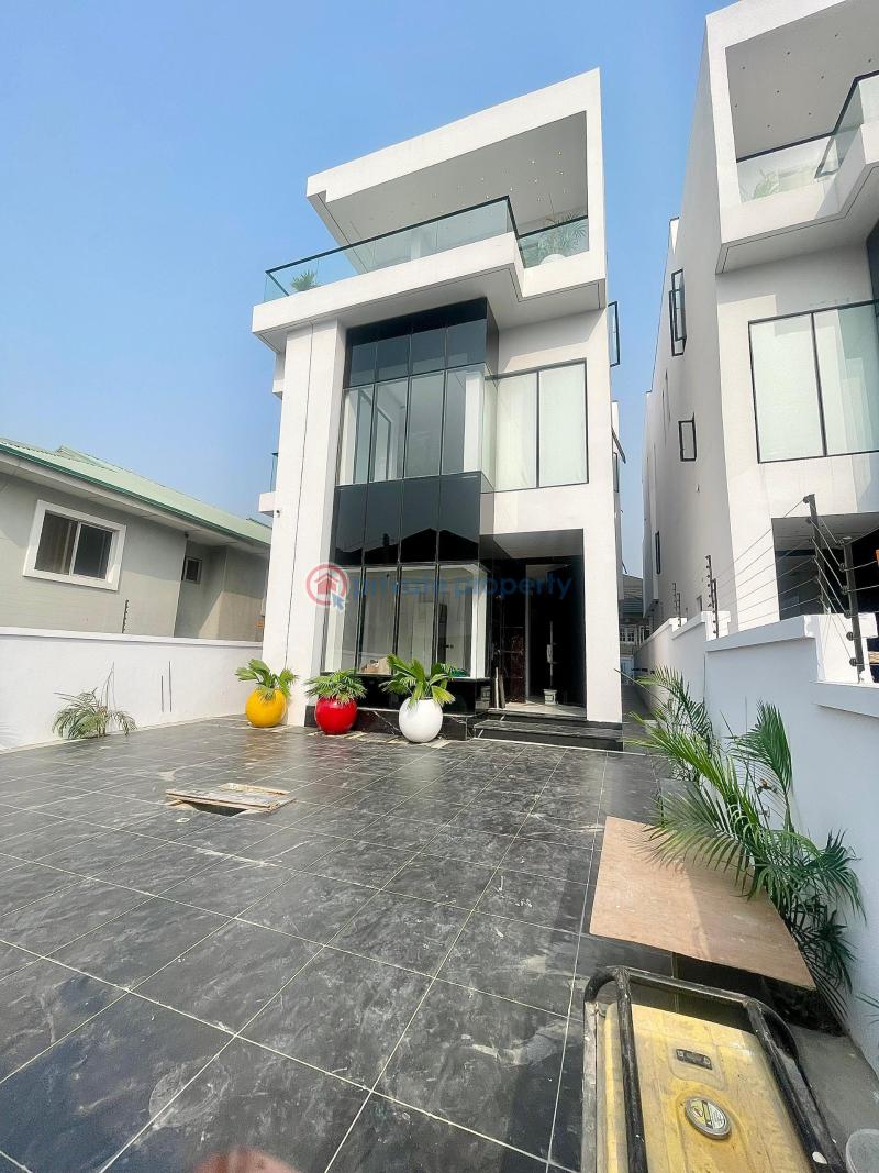 5 bedroom Detached Duplex For Sale Idado Lekki Lagos - 1