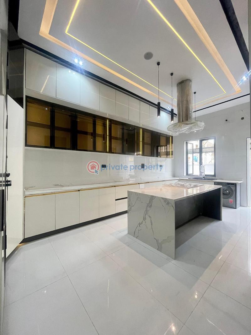 5 bedroom Detached Duplex For Sale Idado Lekki Lagos - 2