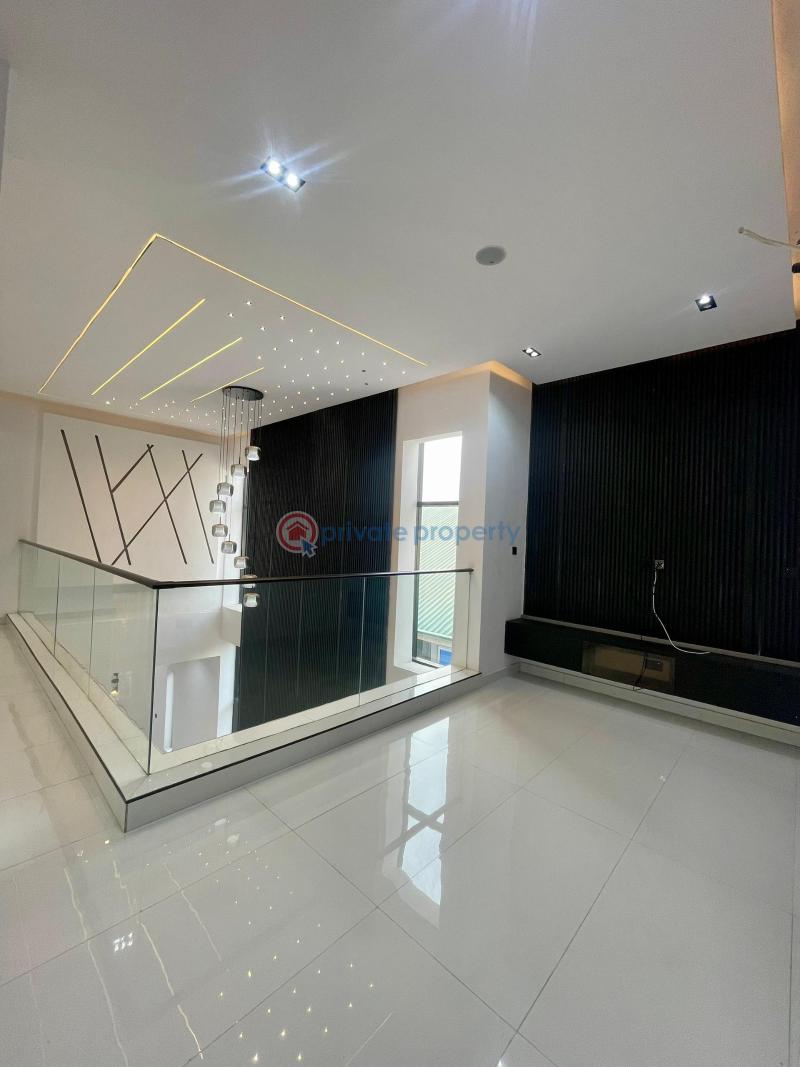 5 bedroom Detached Duplex For Sale Idado Lekki Lagos - 5