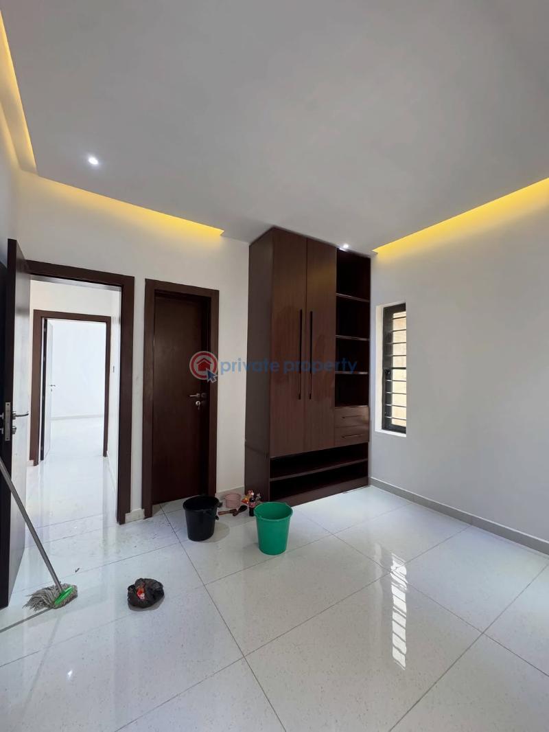 4 bedroom Duplex For Sale Shell Cooperative Estate Eliozu Eneka Link Rd, Port Harcourt Port Harcourt Rivers - 13