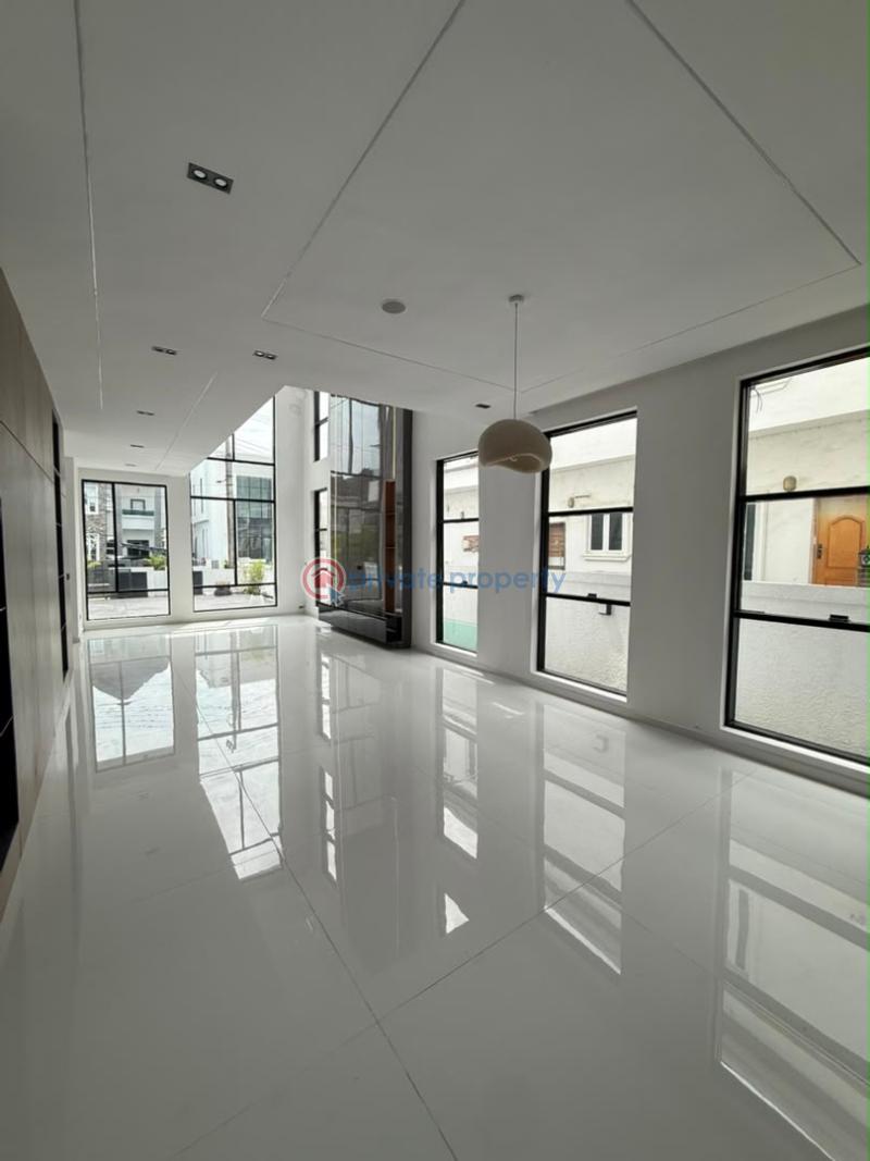 5 bedroom Detached Duplex For Sale Ikota Lekki Lagos - 13