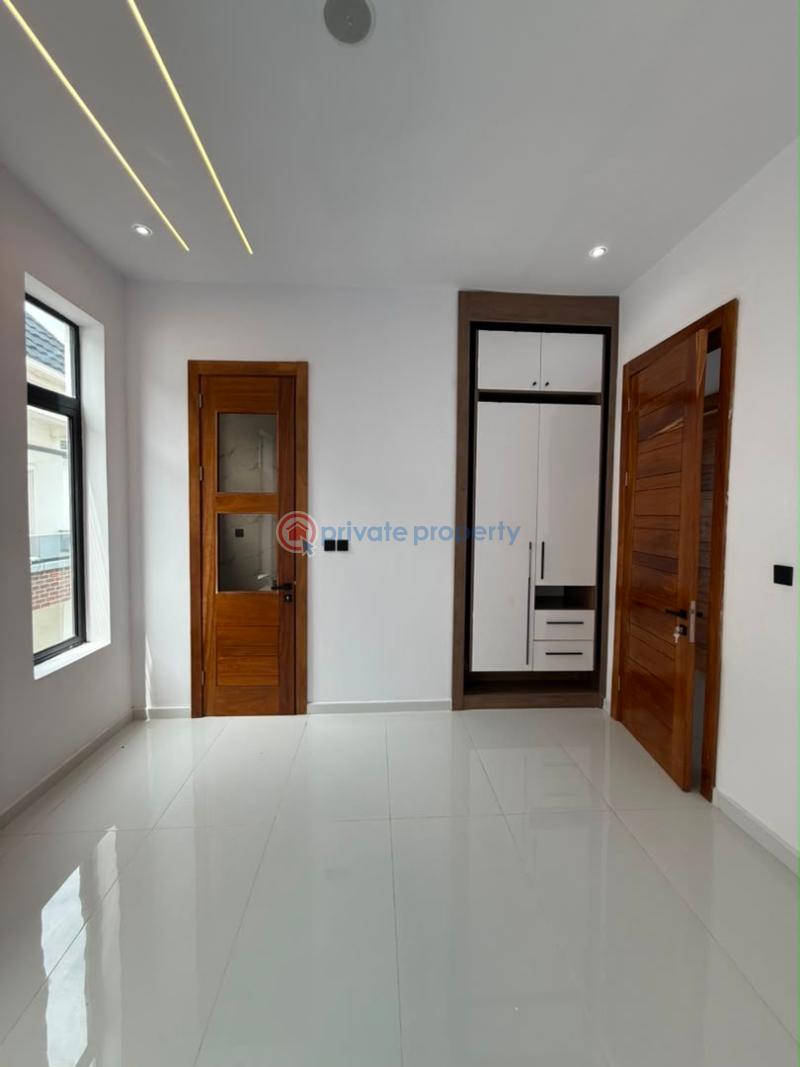 5 bedroom Detached Duplex For Sale Ikota Lekki Lagos - 4