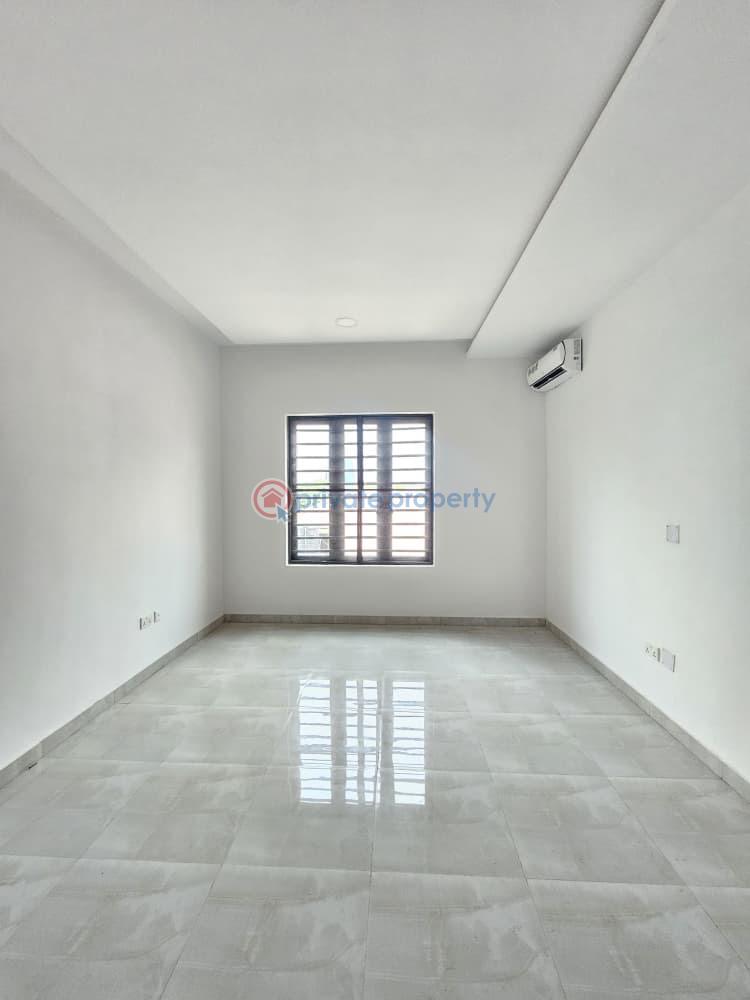 Contemporary spacious 4 bedroom terrace duplex with swimming pool - 10 4 bedroom Terraced Duplex For Sale Victoria Island Lagos - 10