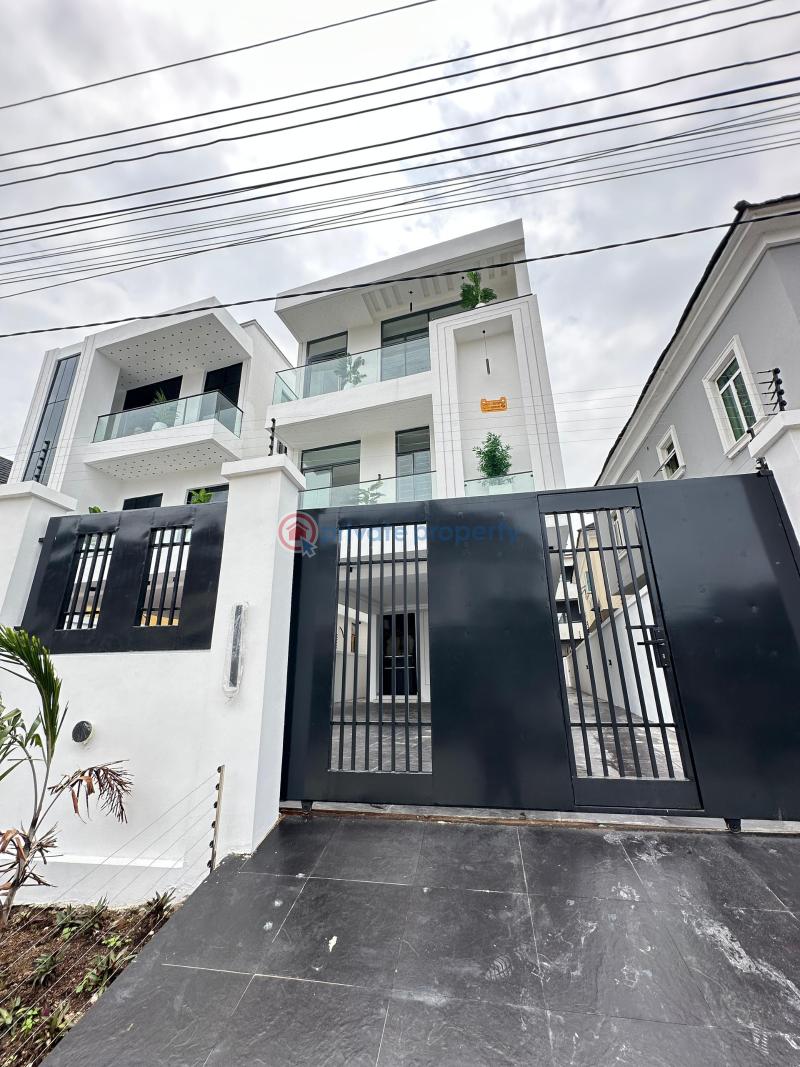 Contemporary spacious 5 bedroom detached duplex with bq and swimming pool - 3 5 bedroom Detached Duplex For Sale Chevron Drive Lekki Lagos - 3