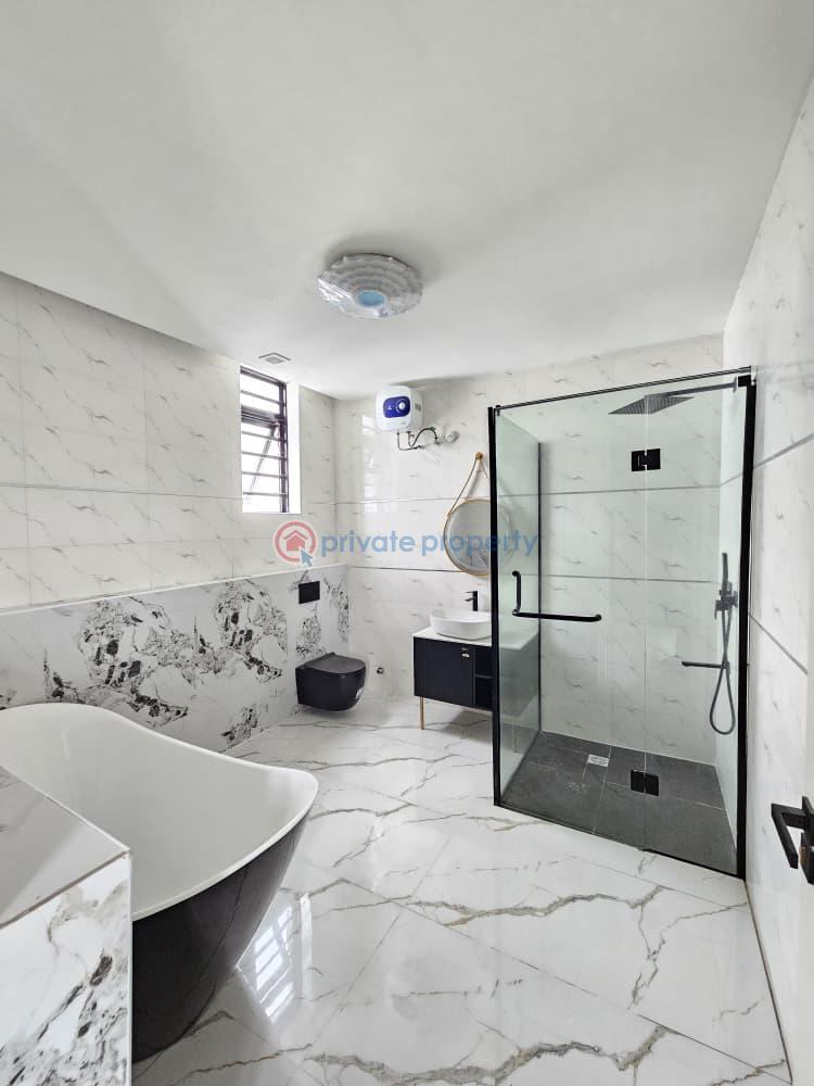 Contemporary spacious 5 bedroom fully detached duplex with bq - 13 5 bedroom Detached Duplex For Sale Lekki Phase 1 Lagos - 13