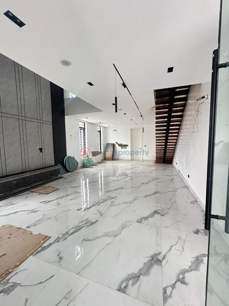 Contemporary spacious 5 bedroom fully detached duplex bq, rooftop - 5 5 bedroom Detached Duplex For Sale Lekki Phase 1 Lagos - 5