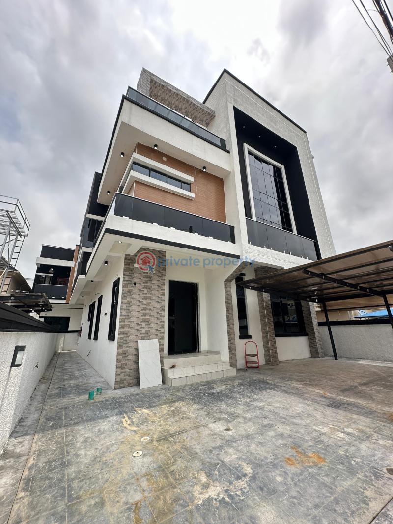 Contemporary spacious 5 bedroom fully detached duplex with bq with roof terrace - 1 5 bedroom Detached Duplex For Sale Chevron Drive Lekki Lagos - 1