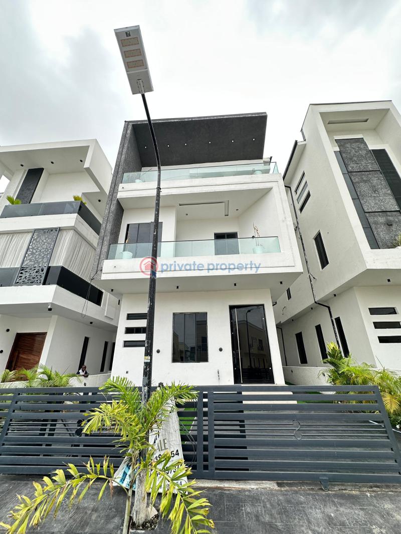 Contemporary spacious 5 bedroom fully detached duplex with bq, cinema - 2 5 bedroom Detached Duplex For Sale Chevron Drive Lekki Lagos - 2