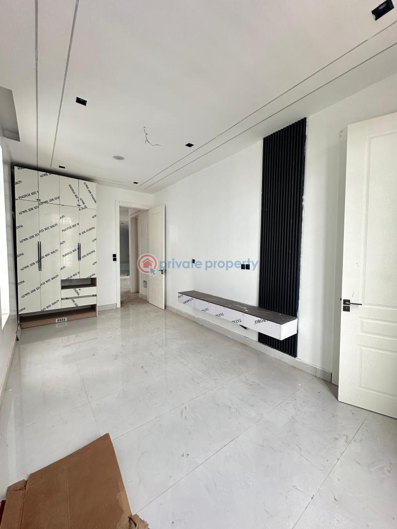 Contemporary spacious 5 bedroom fully detached duplex bq, rooftop - 11 5 bedroom Detached Duplex For Sale Lekki Phase 1 Lagos - 11