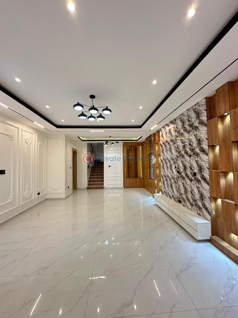 Contemporary spacious 5 bedroom fully detached duplex with bq with roof terrace - 4 5 bedroom Detached Duplex For Sale Chevron Drive Lekki Lagos - 4