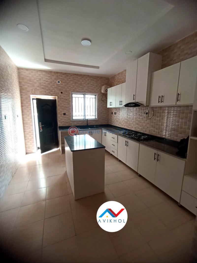 Contemporary spacious 5 bedroom fully detached duplex. - 6 5 bedroom Detached Duplex For Sale Idado Lekki Lagos - 6