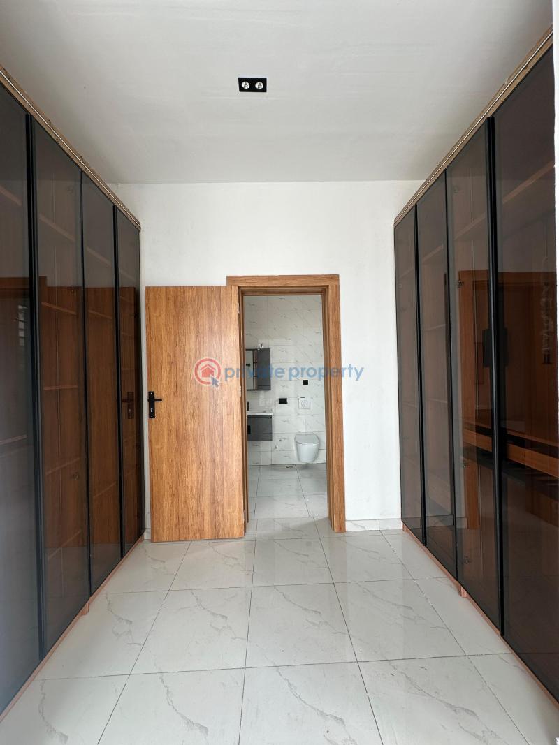 Contemporary spacious 5 bedroom fully duplex with bq - 9 5 bedroom Detached Duplex For Sale Victoria Garden City Lekki Lagos - 9