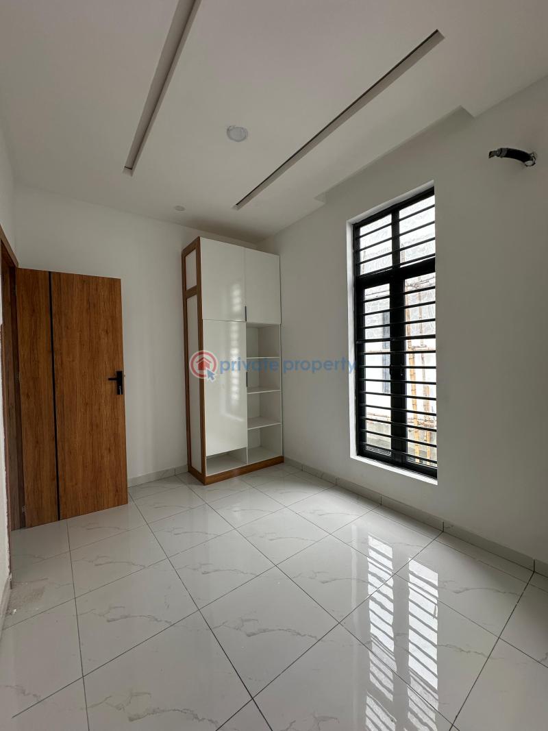 Contemporary spacious 5 bedroom fully duplex with bq - 5 5 bedroom Detached Duplex For Sale Victoria Garden City Lekki Lagos - 5