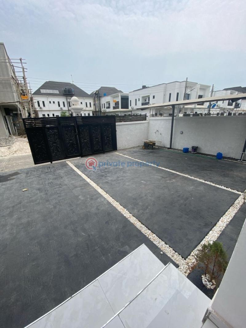 6 bedroom Detached Duplex For Sale Chevron Drive Lekki Lagos - 1