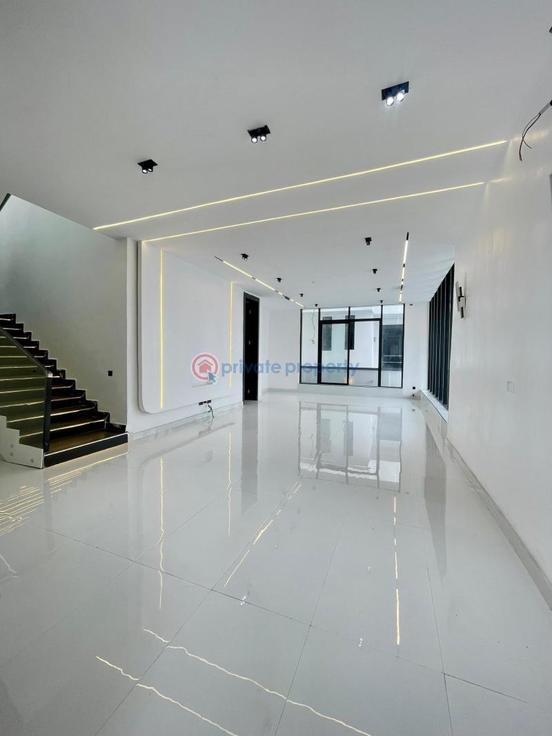 5 bedroom Detached Duplex For Sale Estate Lekki Lagos - 3