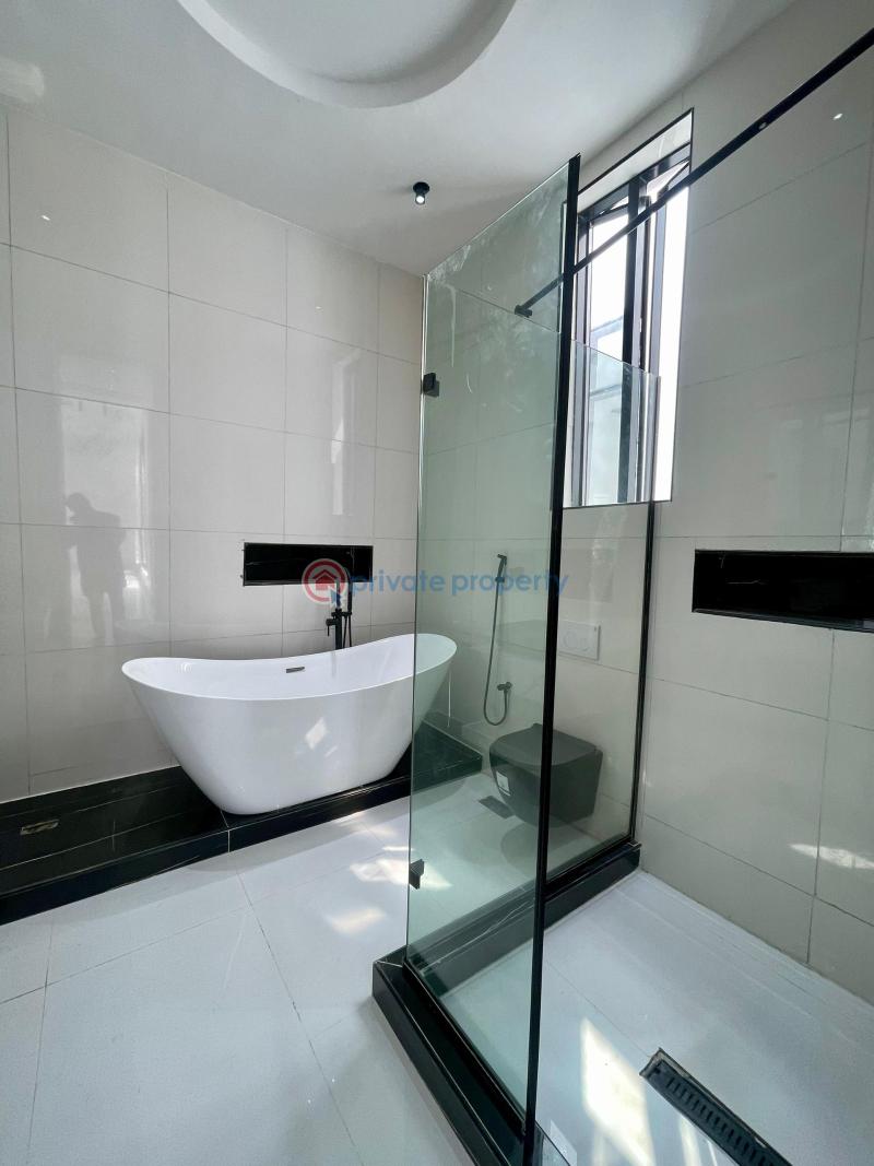 5 bedroom Detached Duplex For Sale Estate Lekki Lagos - 11