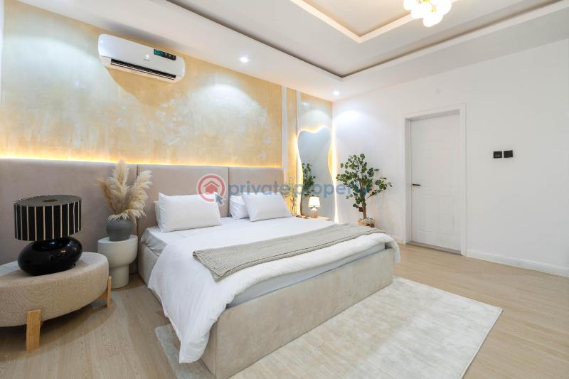 Content house one bedroom apartment in chevron - 19 1 bedroom Block Of Flats Short let Chevron Drive Lekki Lagos - 19