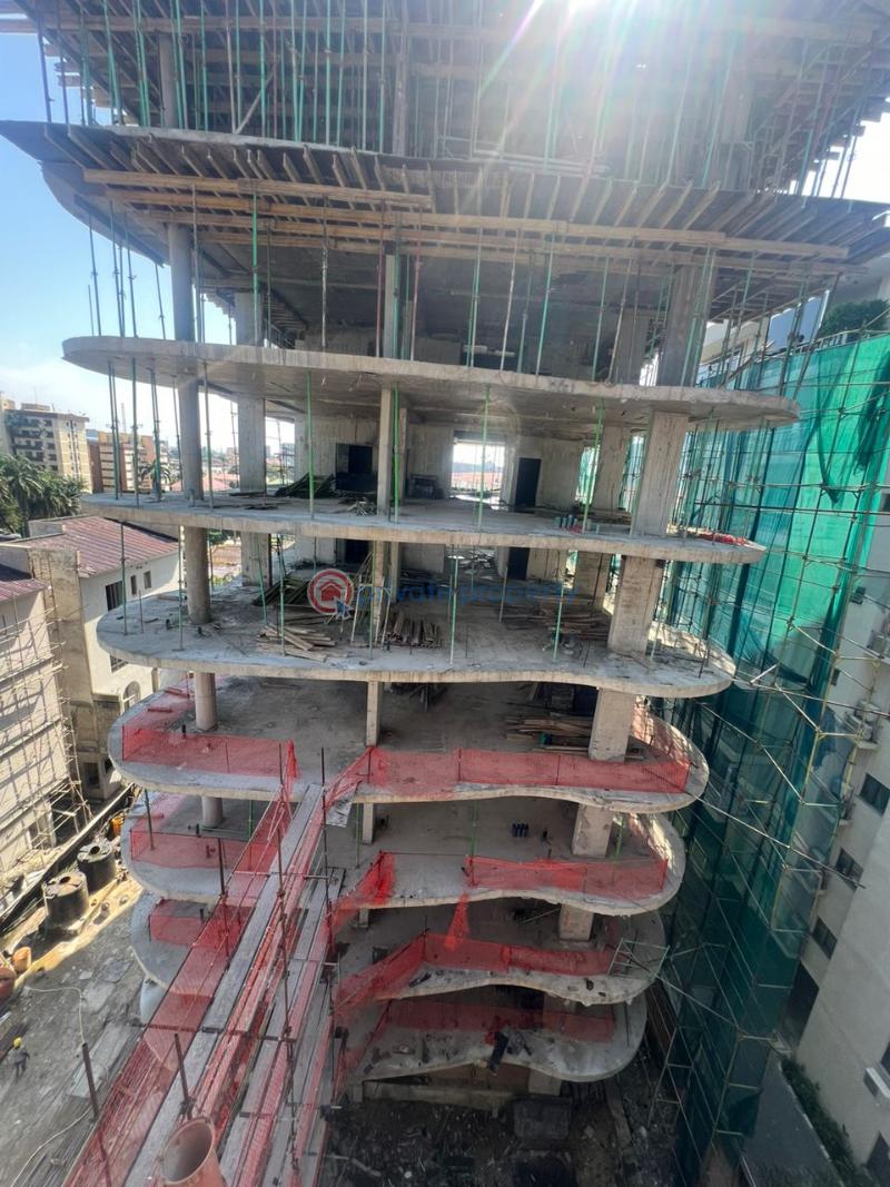 4 bedroom Shared Apartment For Sale . Old Ikoyi Lagos - 7