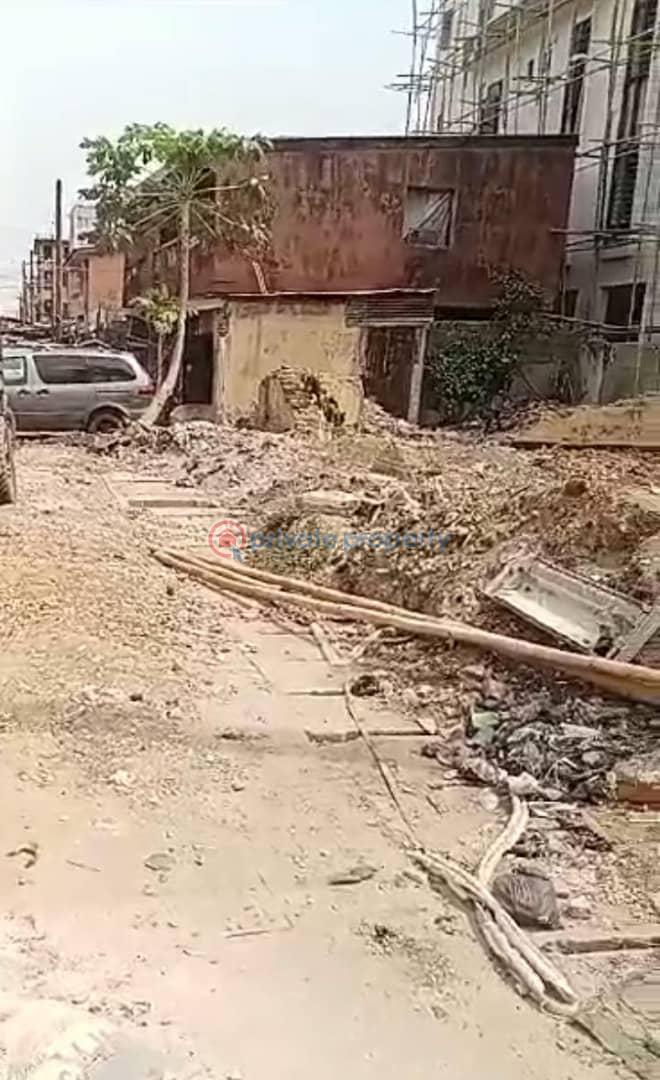 Land For Sale Mcclulum Street/muritala Muhammed, Ebute Metta Yaba Lagos - 1