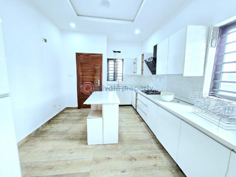 5 bedroom Detached Duplex For Rent Lekki Right, U3 Estate Lekki Phase 1 Lagos - 18