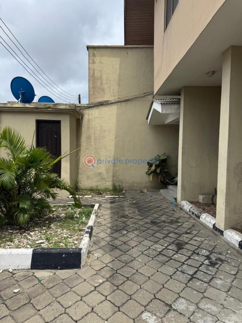 4 bedroom Duplex For Rent Off Admiralty Way Lekki Phase 1 Lagos - 0