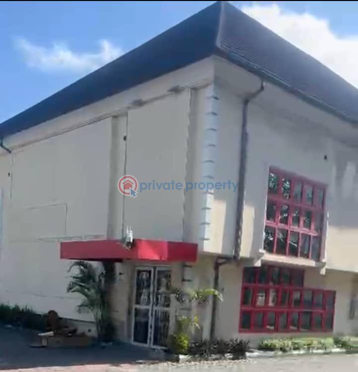 Restaurant/Bar For Rent Adeola Odeku Victoria Island Lagos
