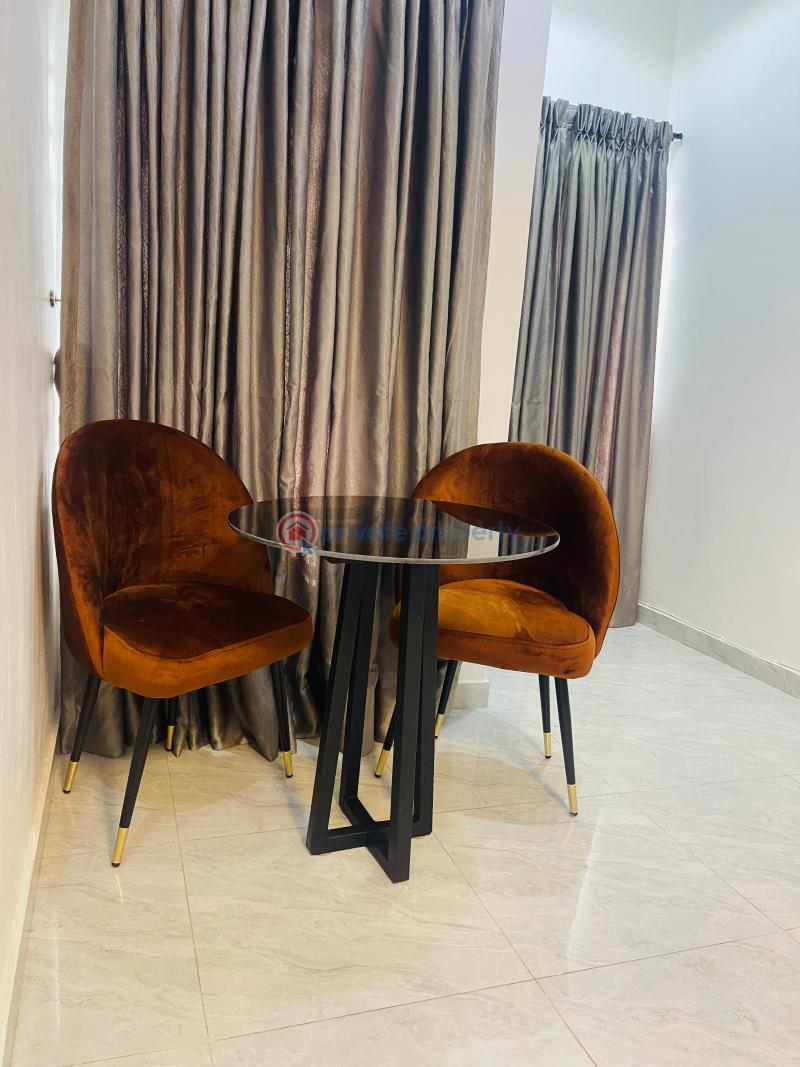 2 bedroom Block Of Flats Short let Petals Court Off Ladoke Akintola Road Ikeja GRA Lagos - 2