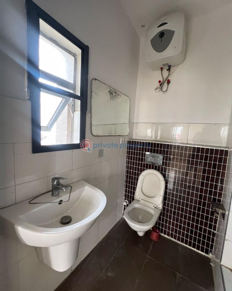 Cozy 3bedroom apartment with bq,swimmingpool and elevator - 11 3 bedroom Block Of Flats For Rent Victoria Island Lagos - 11
