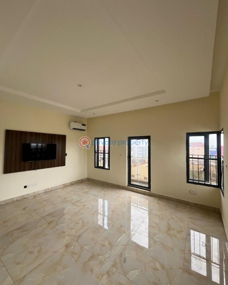 Cozy 3bedroom apartment with bq,swimmingpool and elevator - 5 3 bedroom Block Of Flats For Rent Victoria Island Lagos - 5