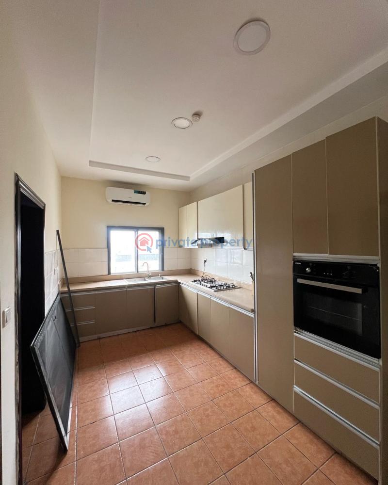 Cozy 3bedroom apartment with bq,swimmingpool and elevator - 8 3 bedroom Block Of Flats For Rent Victoria Island Lagos - 8