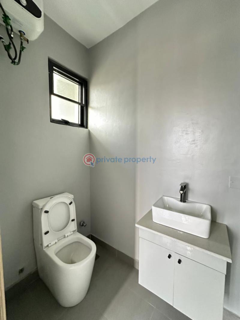 Cozy 4bedroom maisonette with bq, swimmingpool and elevator - 13 4 bedroom Maisonette For Sale Lekki Phase 1 Lagos - 13