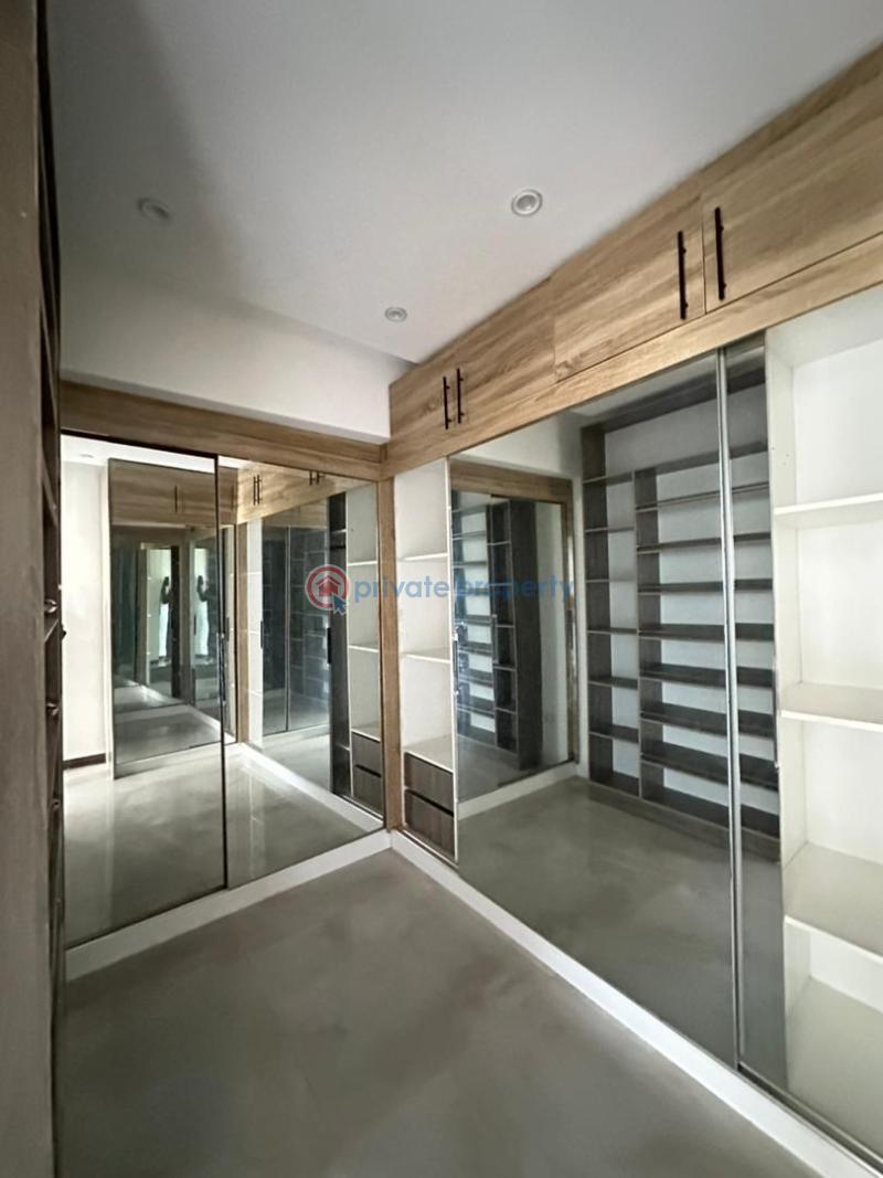Cozy 4bedroom maisonette with bq, swimmingpool and elevator - 7 4 bedroom Maisonette For Sale Lekki Phase 1 Lagos - 7