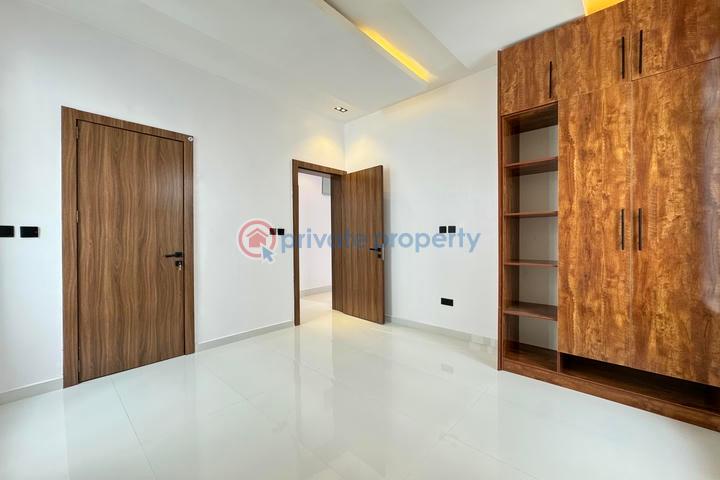 Cozy 5 bedroom detached duplex with swimming and boys quarter - 22 5 bedroom Detached Duplex For Sale Ajah Lagos - 22