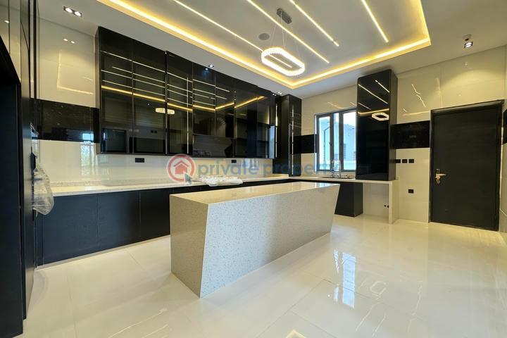 Cozy 5 bedroom detached duplex with swimming and boys quarter - 8 5 bedroom Detached Duplex For Sale Ajah Lagos - 8