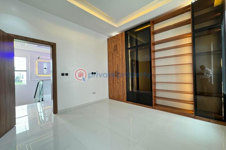 Cozy 5 bedroom detached duplex with swimming and boys quarter - 18 5 bedroom Detached Duplex For Sale Ajah Lagos - 18
