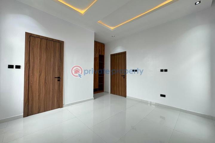 Cozy 5 bedroom detached duplex with swimming and boys quarter - 27 5 bedroom Detached Duplex For Sale Ajah Lagos - 27