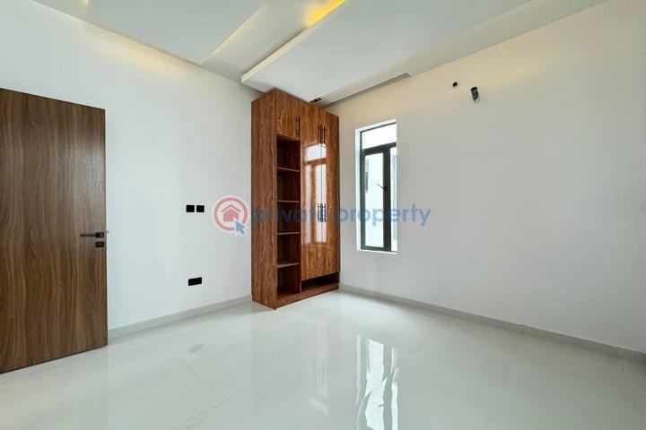 Cozy 5 bedroom detached duplex with swimming and boys quarter - 21 5 bedroom Detached Duplex For Sale Ajah Lagos - 21