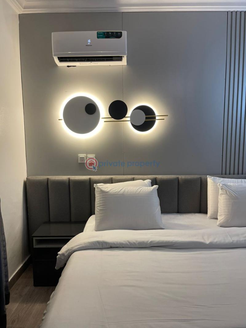 Crown luxury 3 bedroom apartment - 1 3 bedroom Self Contain Short let Off Victoria Arobieke, Lekki Phase1 Lekki Phase 1 Lagos - 1
