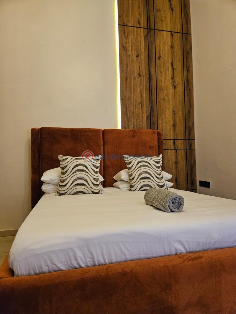 Crown luxury 3 bedroom apartment - 10 3 bedroom Self Contain Short let Off Victoria Arobieke, Lekki Phase1 Lekki Phase 1 Lagos - 10