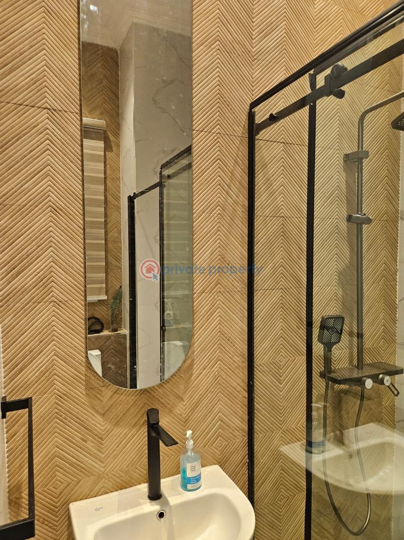 Crown luxury 3 bedroom apartment - 18 3 bedroom Self Contain Short let Off Victoria Arobieke, Lekki Phase1 Lekki Phase 1 Lagos - 18