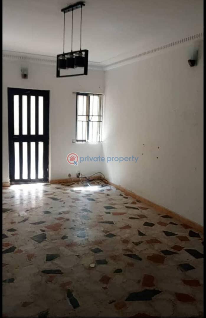 3 bedroom Flat & Apartment For Rent Off Alpha Road Lekki Lagos