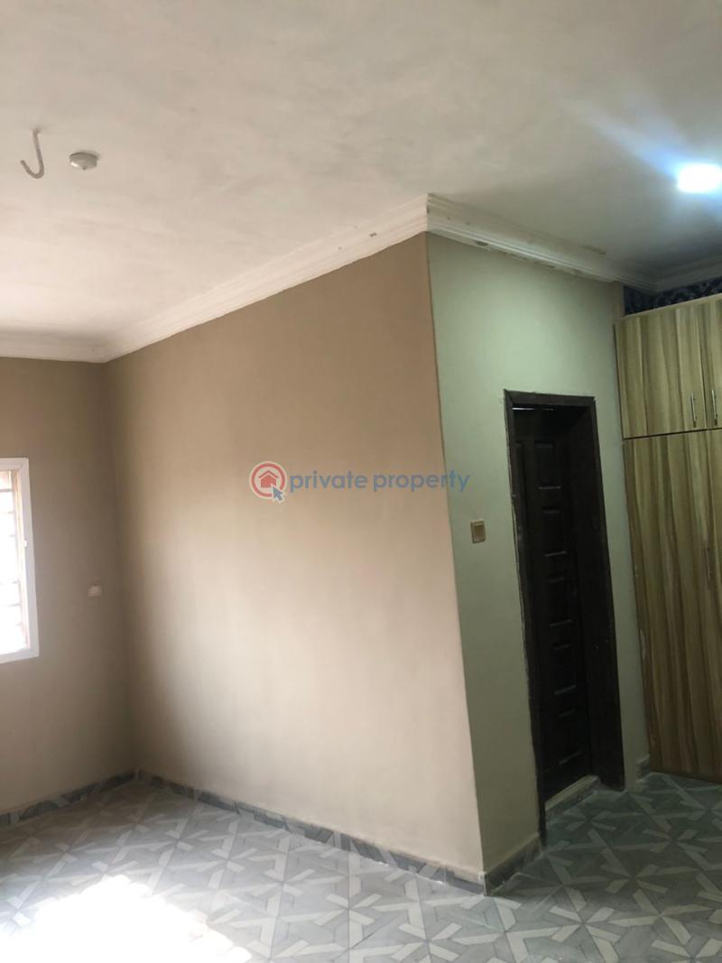 3 bedroom Block Of Flats For Rent Meiran Alimosho Lagos - 2