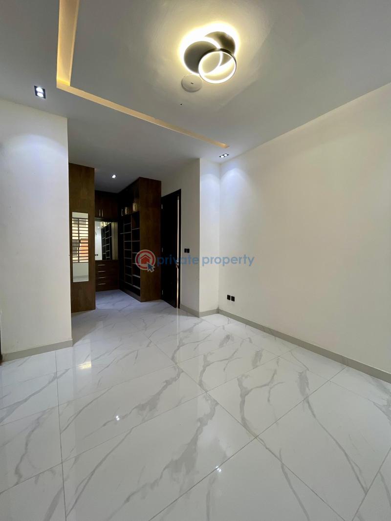 5 bedroom Detached Duplex For Sale Lekki County Ikota Lekki Lagos - 2