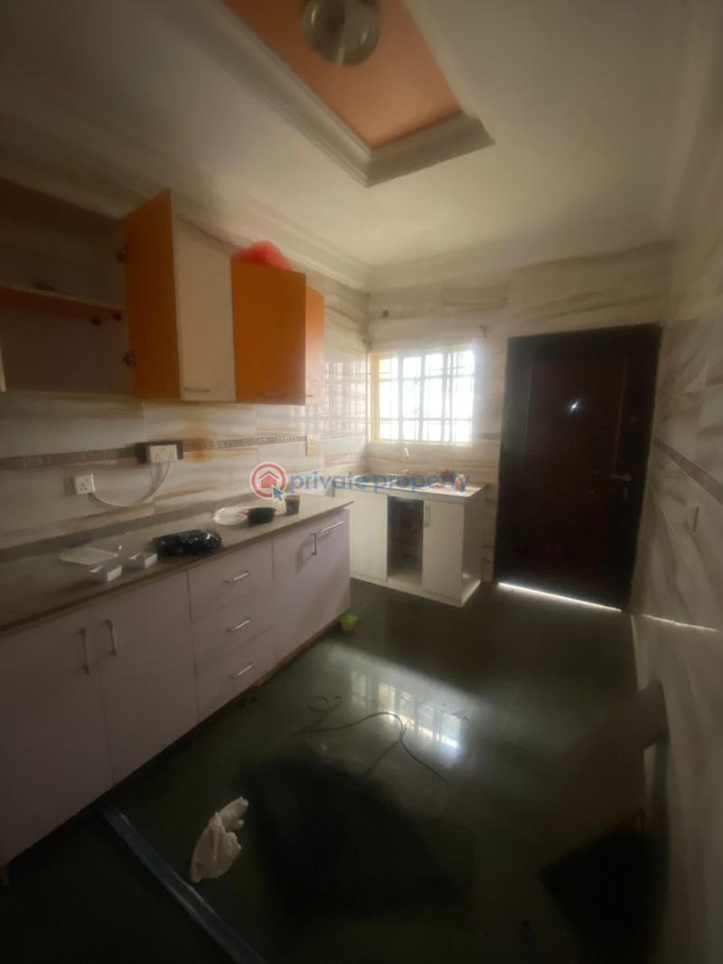 House For Sale Chevron Drive Lekki Lagos - 4