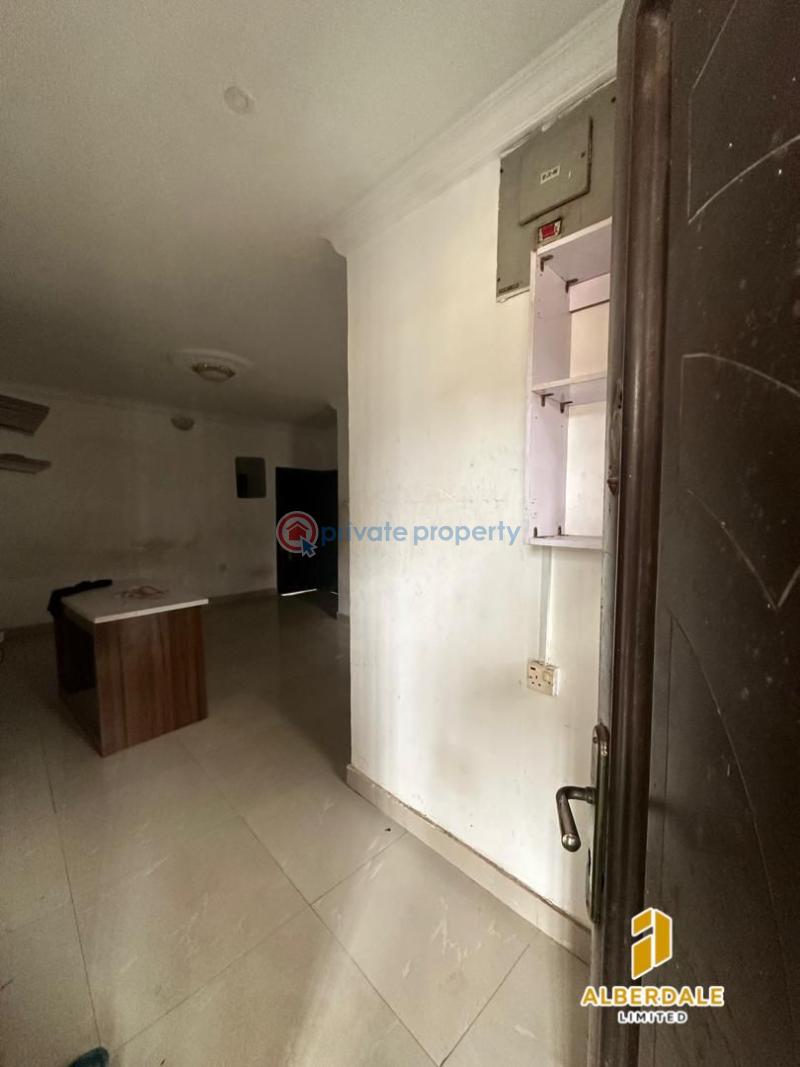 2 bedroom Block Of Flats For Rent Airport Road Ikeja Lagos - 4