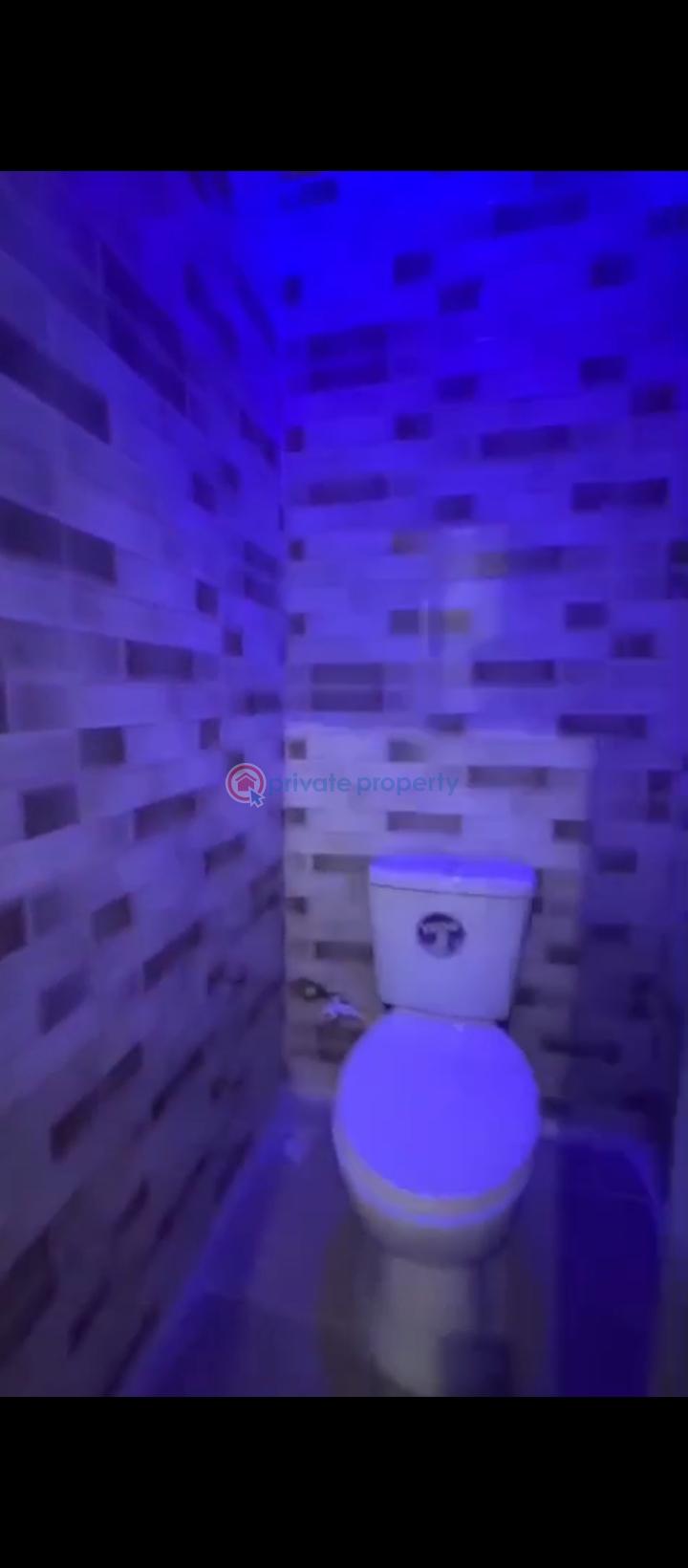 Mini Flat For Rent Off Pedro Rd, Ladilak Bariga Shomolu Lagos - 1