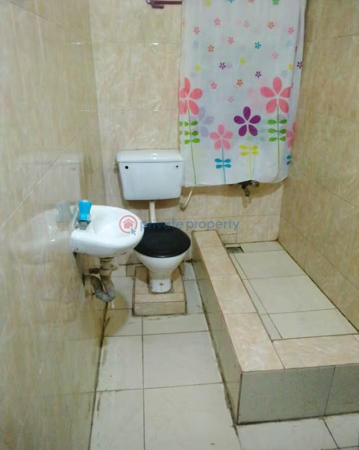 1 bedroom Shared Apartment For Rent 14 Tanimowo Street Off Ishaga Close Mushin Lagos Nigeria. Ilasamaja Mushin Lagos - 4