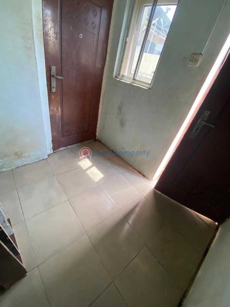 1 bedroom Room or Boys Quarter For Rent Lekki County Lekki Lagos - 2